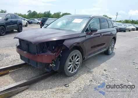 2021 Lincoln Corsair Standard z USA, uszkodzony, nr VIN 5LMCJ1D94MUL06215